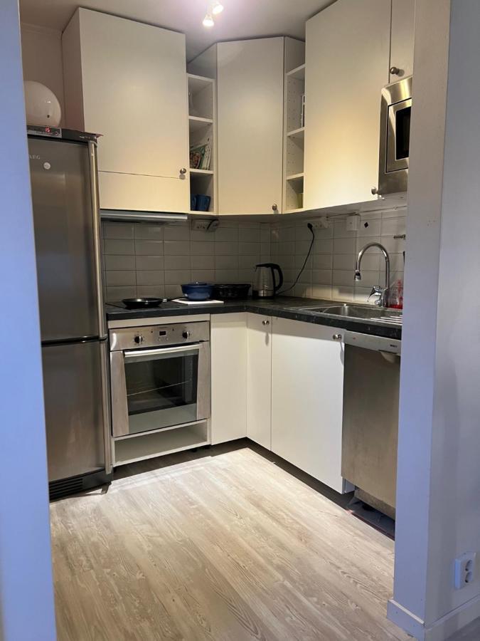 Appartamento Fresh And Cozy Little House 45Km In Taby Stoccolma Esterno foto